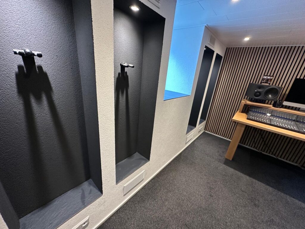 Innenausbau und Trockenbau von Föckler in Altenglan – moderne Wandnischen, Akustikelemente und präzise Innenraumgestaltung